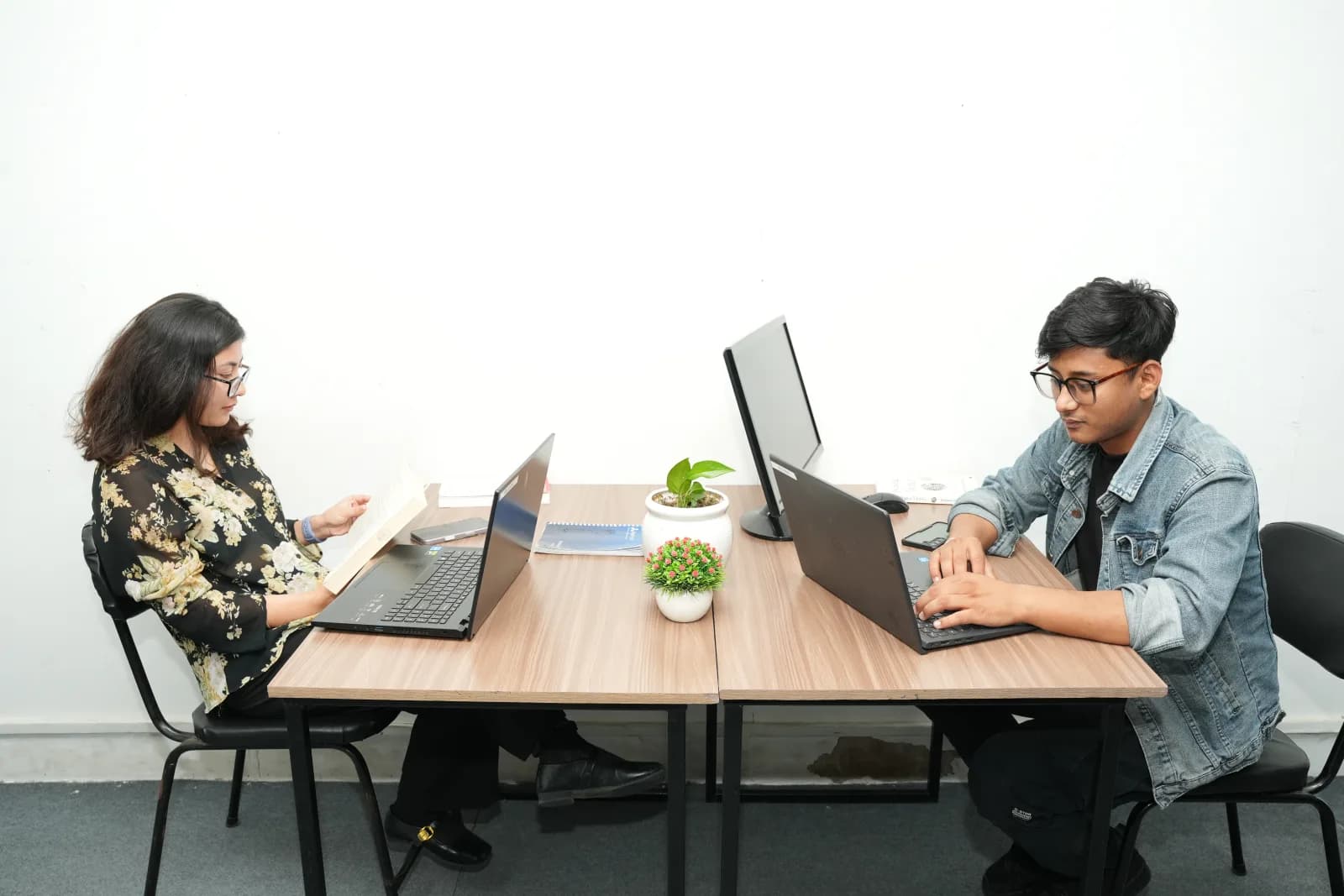 Members working at Globalyhub Cowork